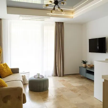 Apartment Bond - Astria Olimp