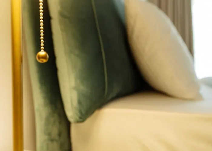 Bond - Astria 올림프