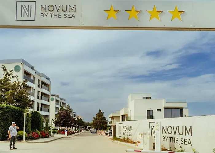 Bond - Astria 아파트 *