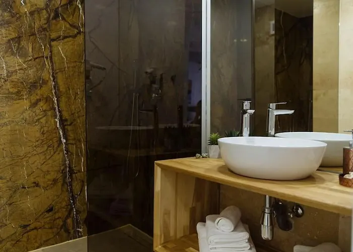 Bond - Astria * Olimp